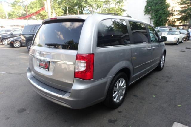 used 2015 Chrysler Town & Country car, priced at $6,488