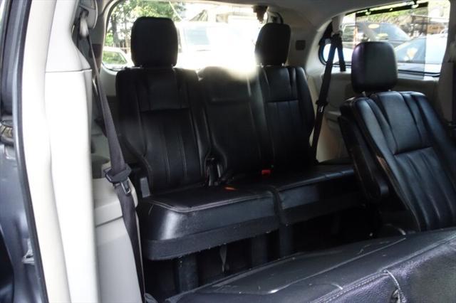 used 2015 Chrysler Town & Country car, priced at $6,488