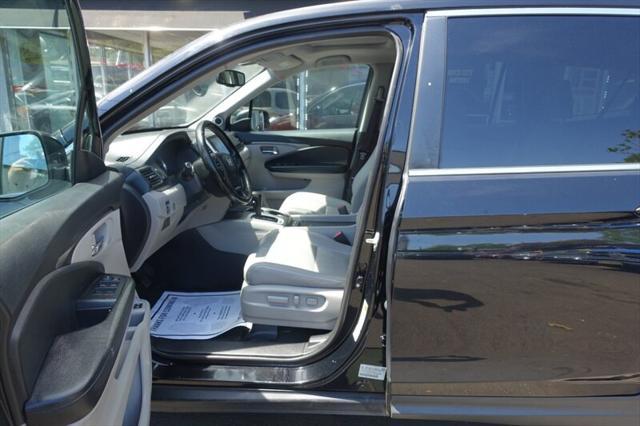 used 2016 Honda Pilot car, priced at $13,988