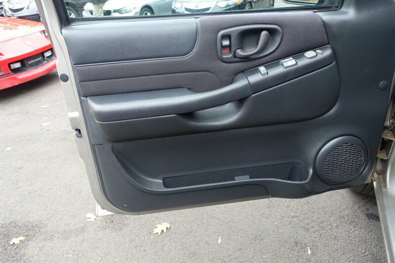 used 2003 Chevrolet S-10 car, priced at $3,798