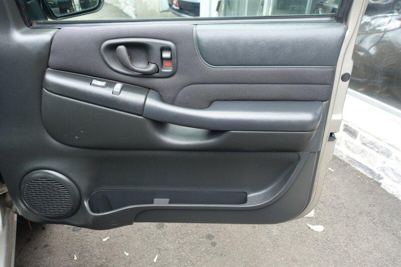 used 2003 Chevrolet S-10 car, priced at $3,798