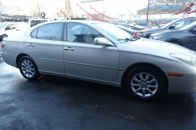 used 2003 Lexus ES 300 car, priced at $5,488