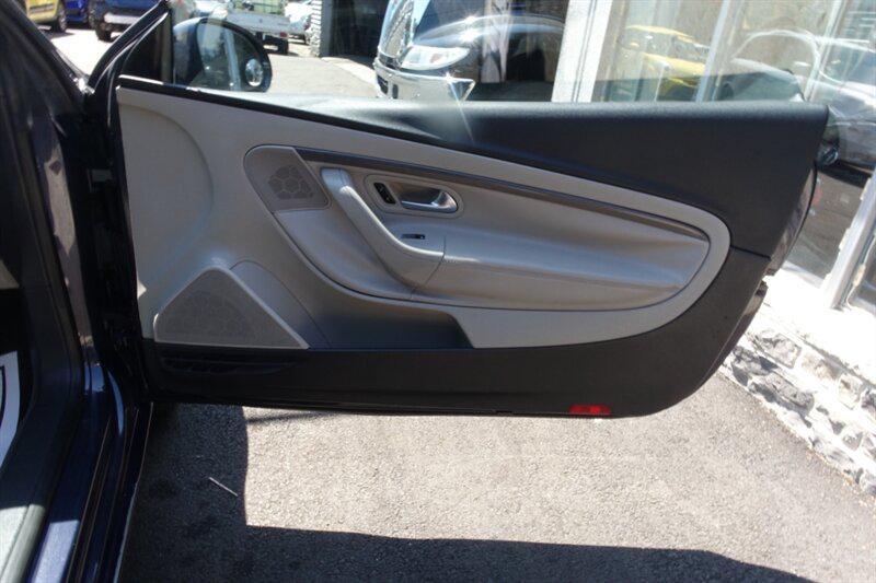 used 2008 Volkswagen Eos car, priced at $3,988