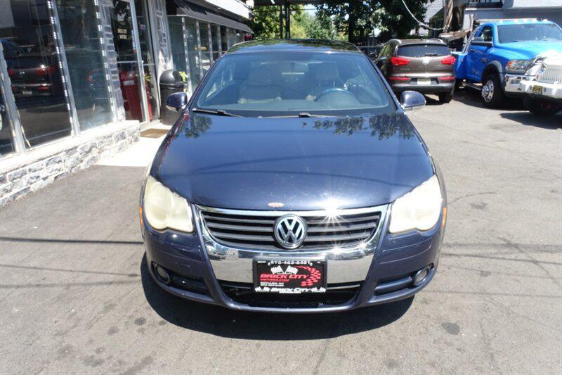 used 2008 Volkswagen Eos car, priced at $3,988