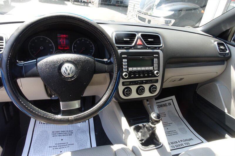 used 2008 Volkswagen Eos car, priced at $3,988