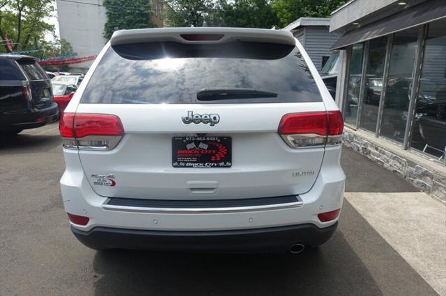 used 2018 Jeep Grand Cherokee car, priced at $14,488