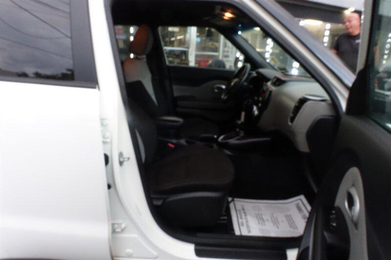 used 2016 Kia Soul car, priced at $5,989
