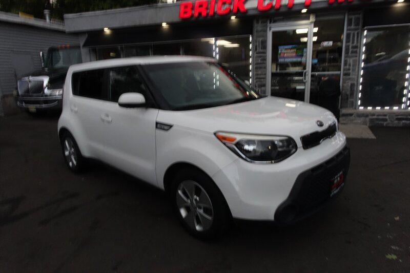 used 2016 Kia Soul car, priced at $5,989