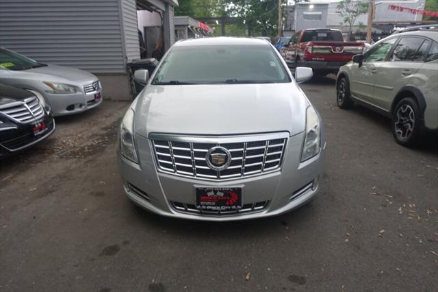 used 2013 Cadillac XTS car, priced at $8,788