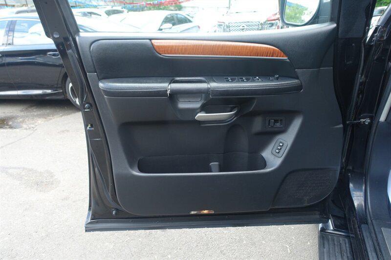 used 2010 INFINITI QX56 car, priced at $6,988