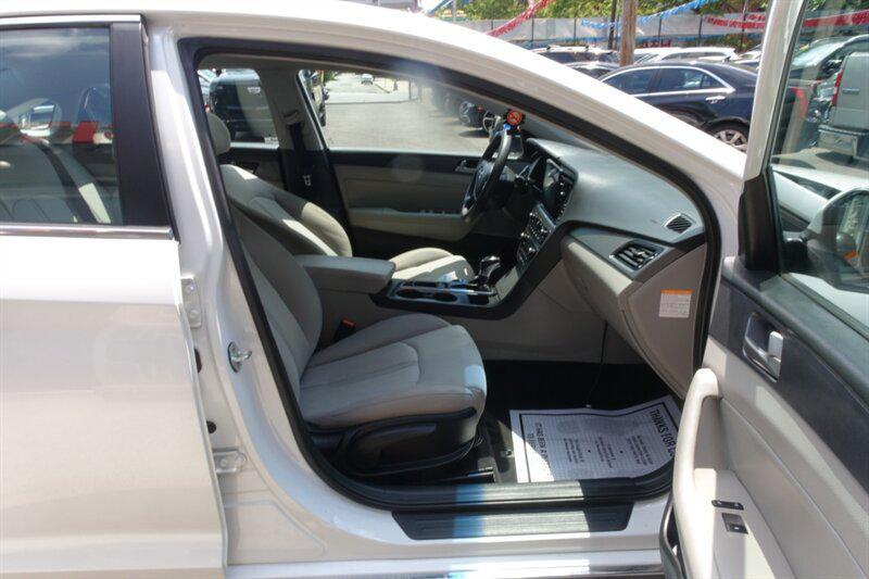 used 2017 Hyundai Sonata Hybrid car, priced at $7,788