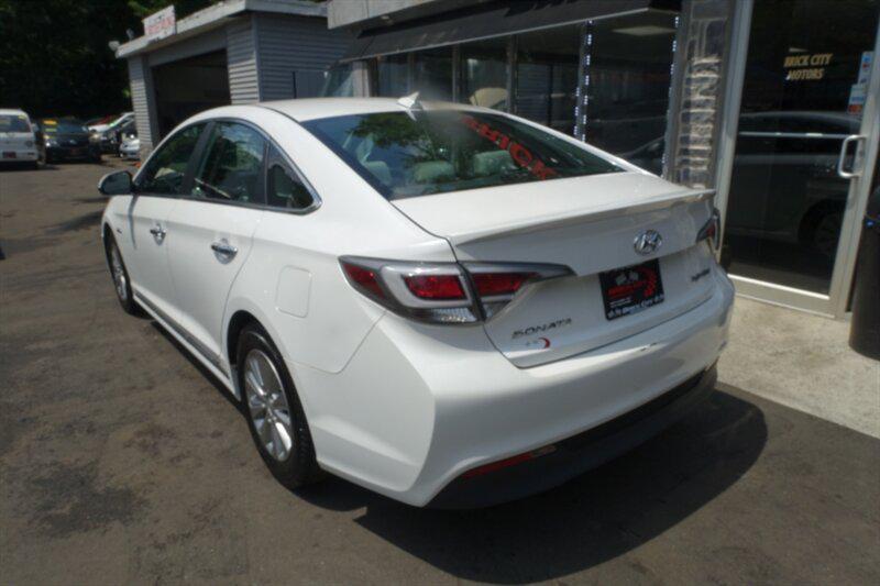 used 2017 Hyundai Sonata Hybrid car, priced at $7,788