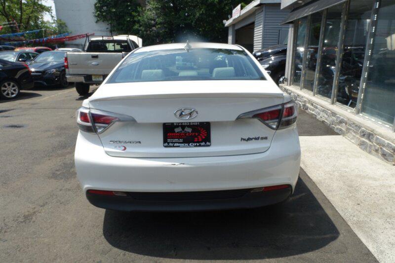 used 2017 Hyundai Sonata Hybrid car, priced at $7,788