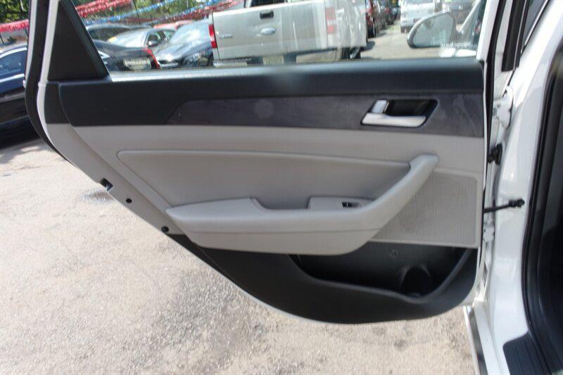 used 2017 Hyundai Sonata Hybrid car, priced at $7,788