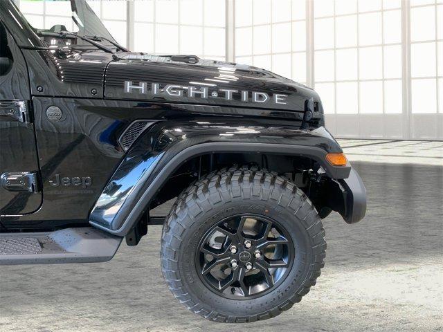 new 2025 Jeep Gladiator car, priced at $42,127