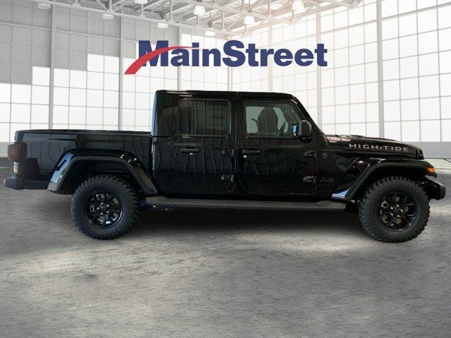 new 2025 Jeep Gladiator car, priced at $42,127