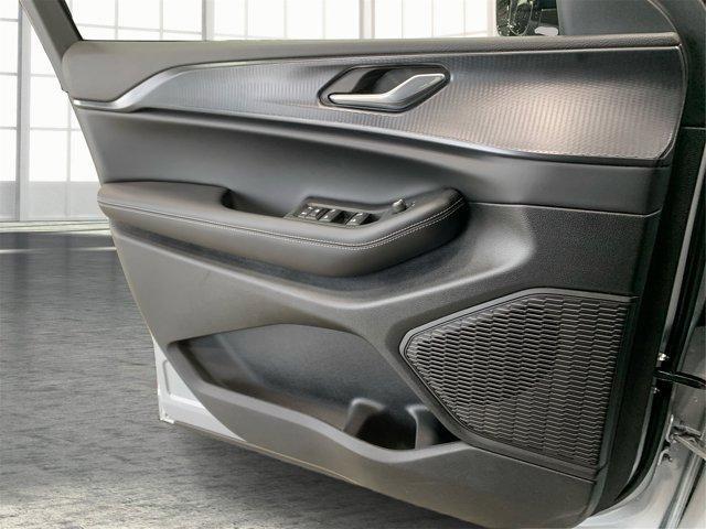 new 2025 Jeep Grand Cherokee car, priced at $41,309