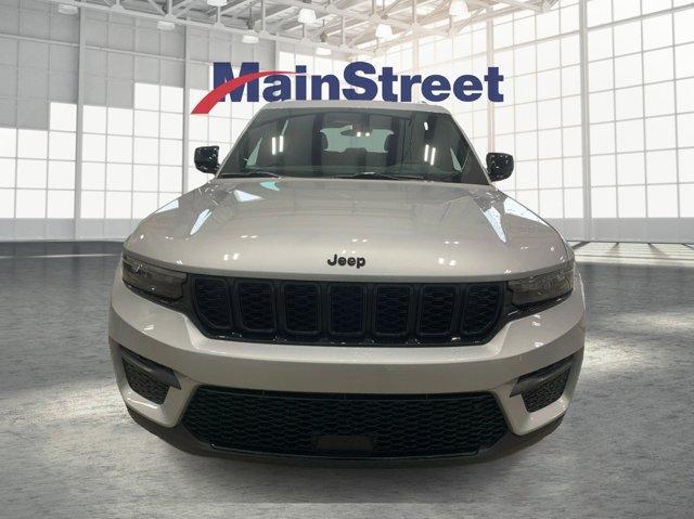 new 2025 Jeep Grand Cherokee car, priced at $41,309