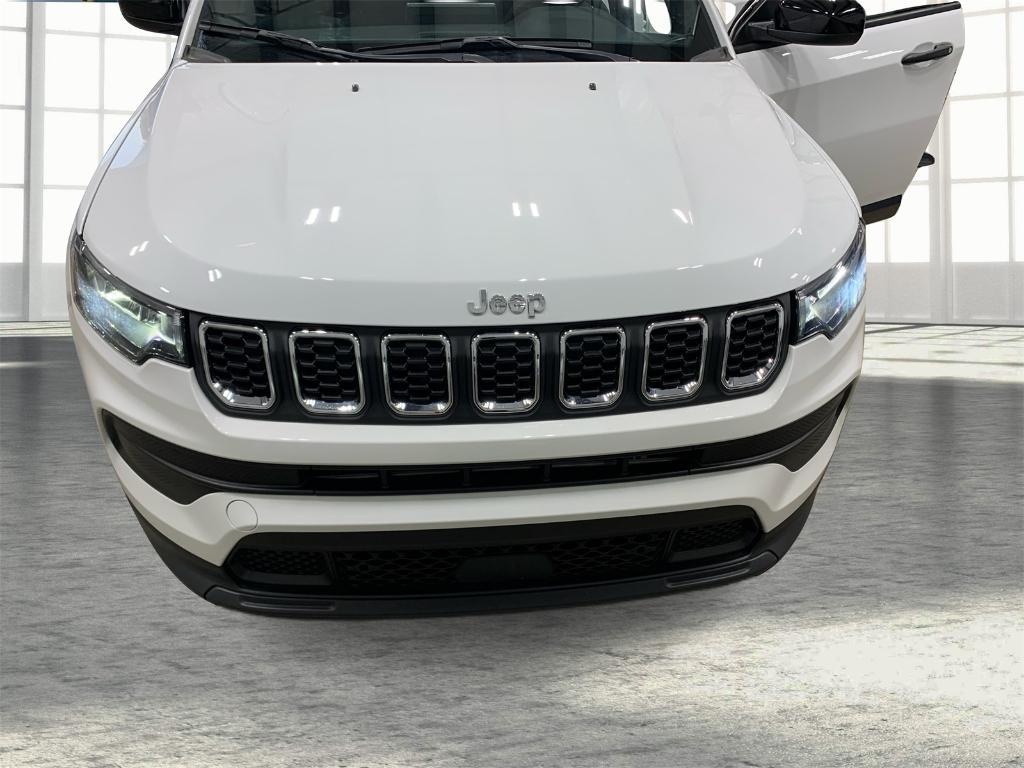 used 2024 Jeep Compass car, priced at $22,299