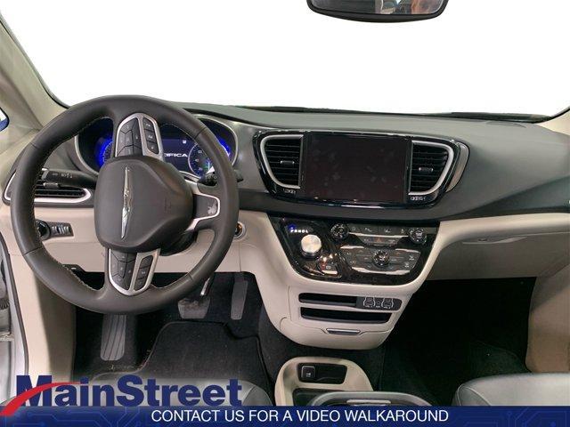 used 2024 Chrysler Pacifica car, priced at $29,393