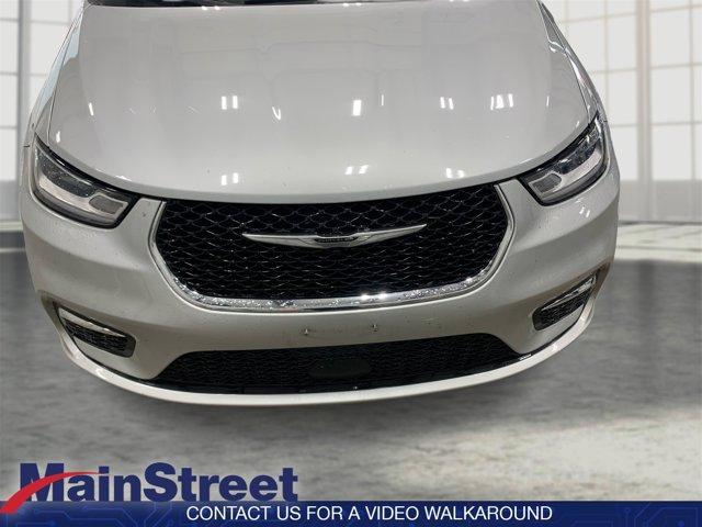 used 2024 Chrysler Pacifica car, priced at $29,393