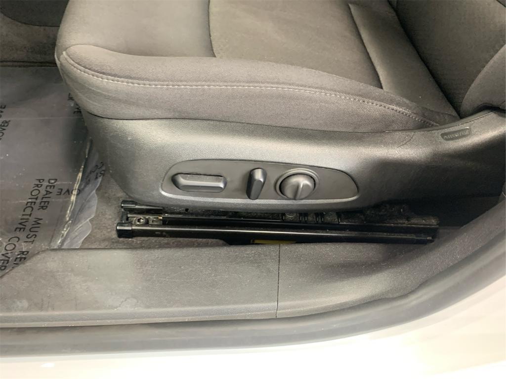 used 2023 Chevrolet Malibu car, priced at $16,814