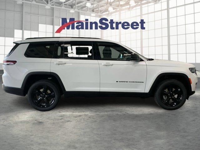 new 2025 Jeep Grand Cherokee L car, priced at $42,983