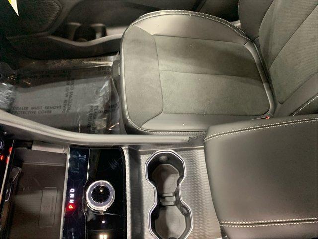 new 2025 Jeep Grand Cherokee L car, priced at $43,019