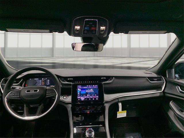 new 2025 Jeep Grand Cherokee car, priced at $45,184