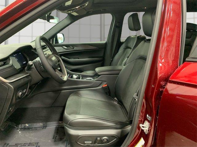 new 2025 Jeep Grand Cherokee car, priced at $45,184