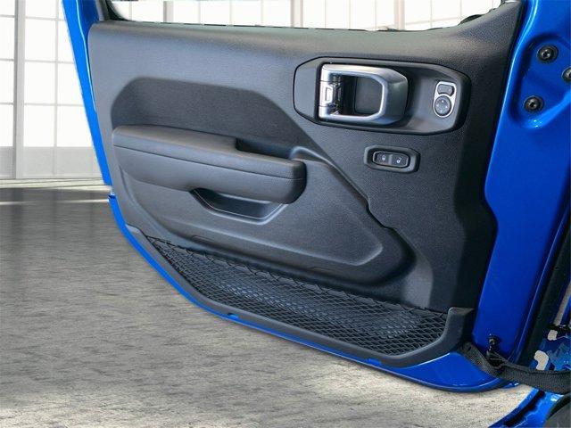 new 2025 Jeep Wrangler car, priced at $47,979