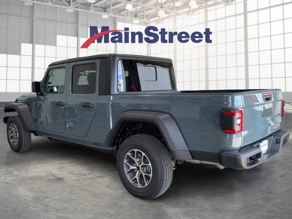 new 2025 Jeep Gladiator car, priced at $42,875