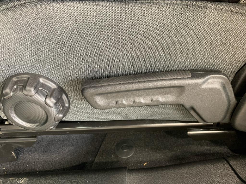 new 2025 Jeep Gladiator car, priced at $42,875