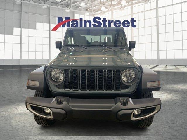 new 2025 Jeep Gladiator car, priced at $44,375
