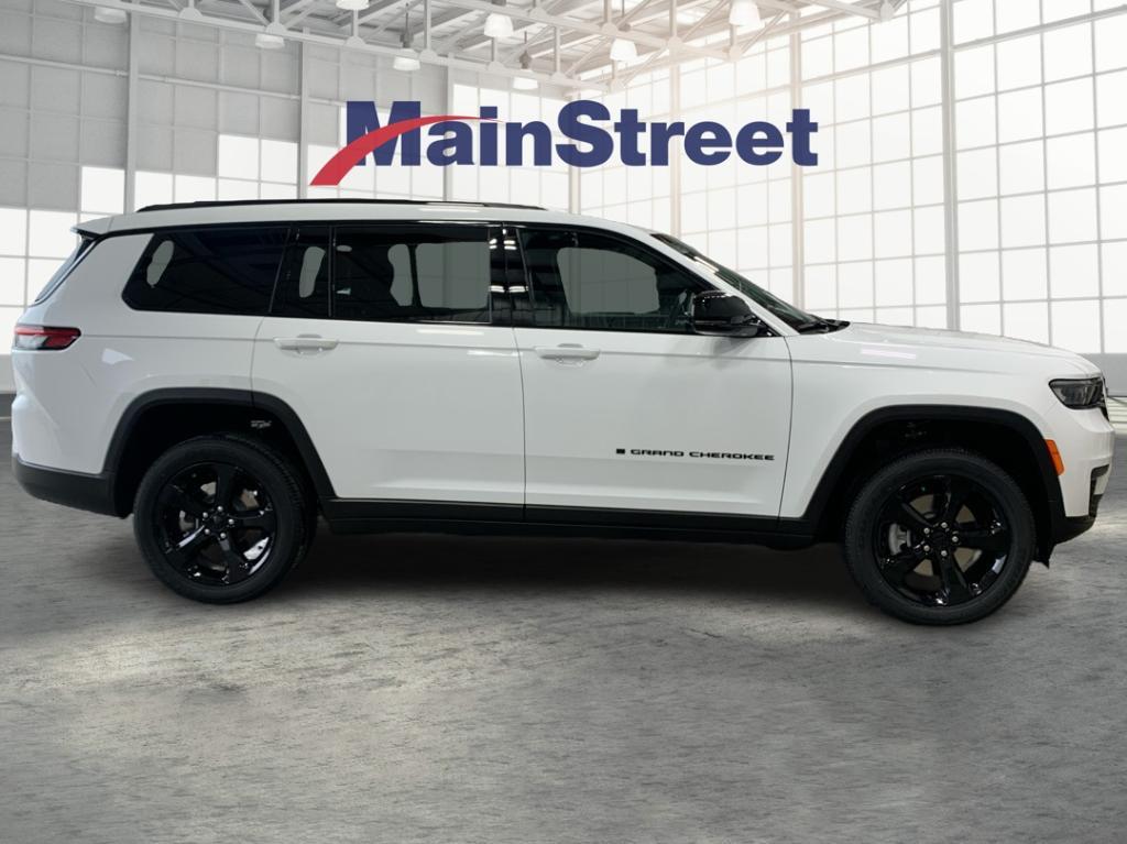 new 2025 Jeep Grand Cherokee L car, priced at $39,983