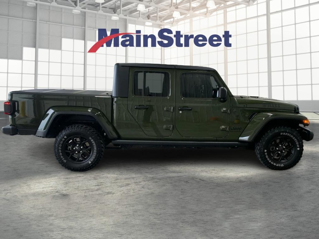 used 2024 Jeep Gladiator car, priced at $38,019