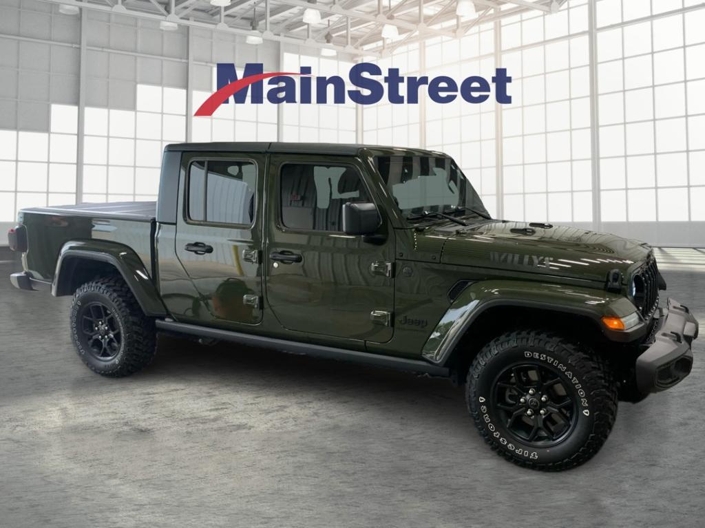 used 2024 Jeep Gladiator car, priced at $38,019