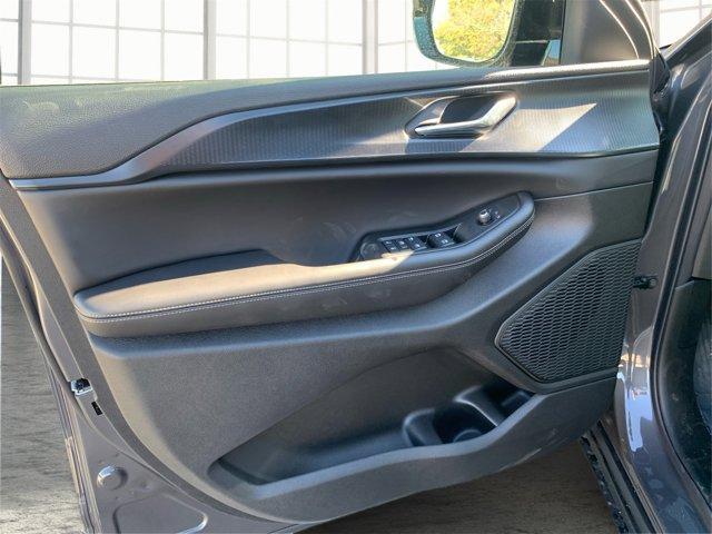 new 2025 Jeep Grand Cherokee L car, priced at $41,800