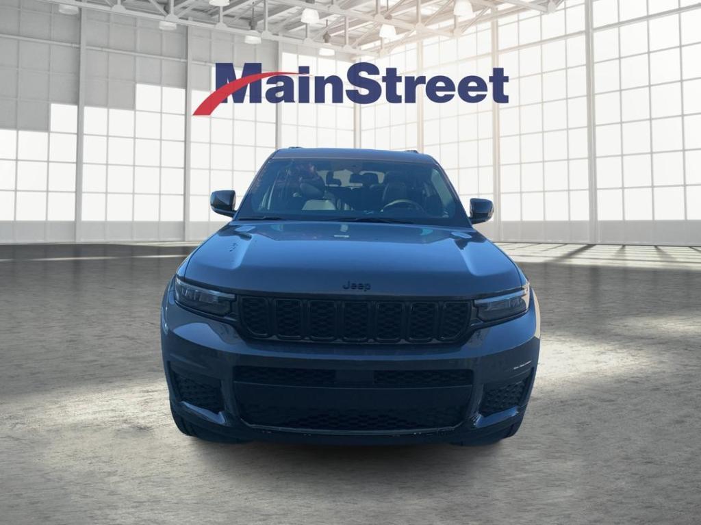 used 2025 Jeep Grand Cherokee L car, priced at $44,300