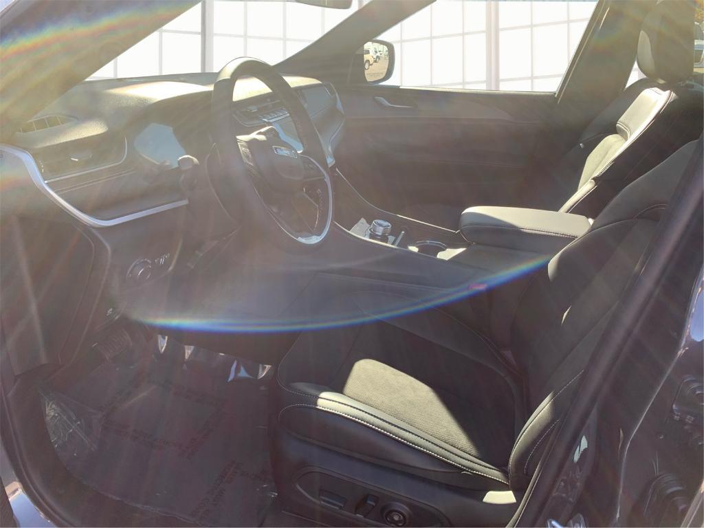 used 2025 Jeep Grand Cherokee L car, priced at $44,300