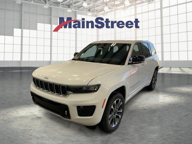 new 2025 Jeep Grand Cherokee car, priced at $59,750