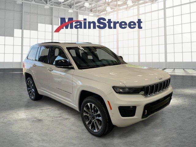 new 2025 Jeep Grand Cherokee car, priced at $59,750