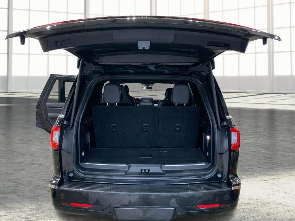 used 2021 Lincoln Navigator car, priced at $42,519