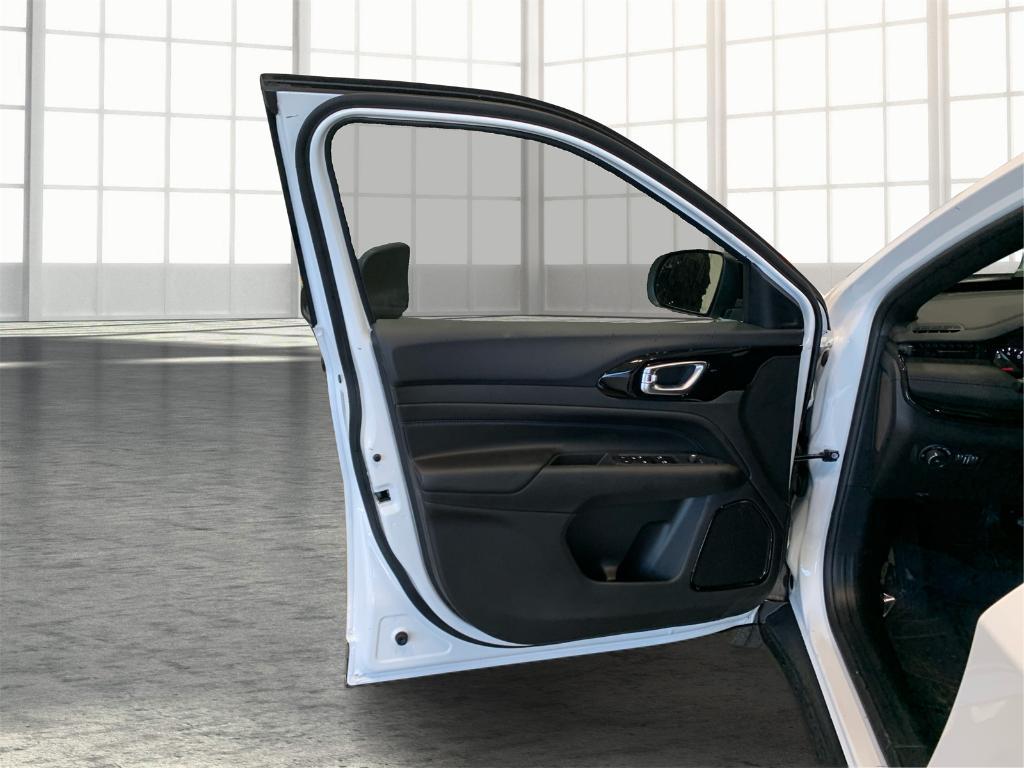 new 2026 Jeep Compass car, priced at $31,092