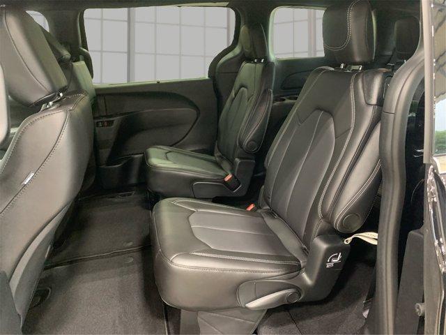 new 2025 Chrysler Pacifica car, priced at $38,724
