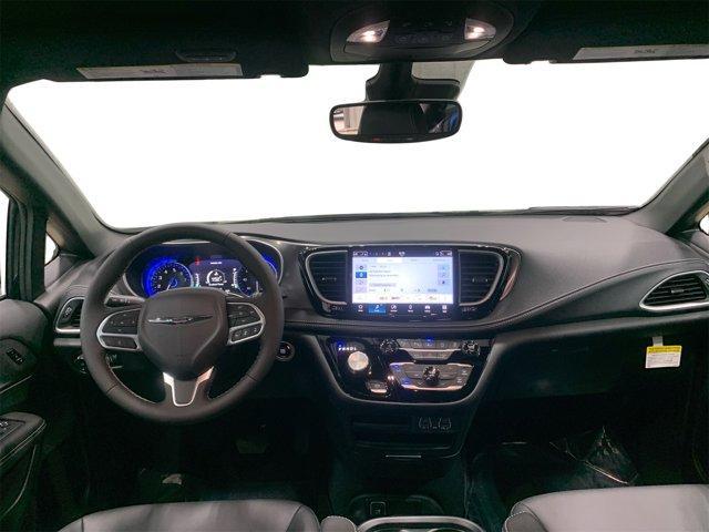 new 2025 Chrysler Pacifica car, priced at $38,724