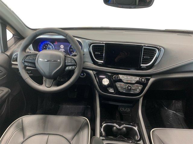 new 2025 Chrysler Pacifica car, priced at $45,566