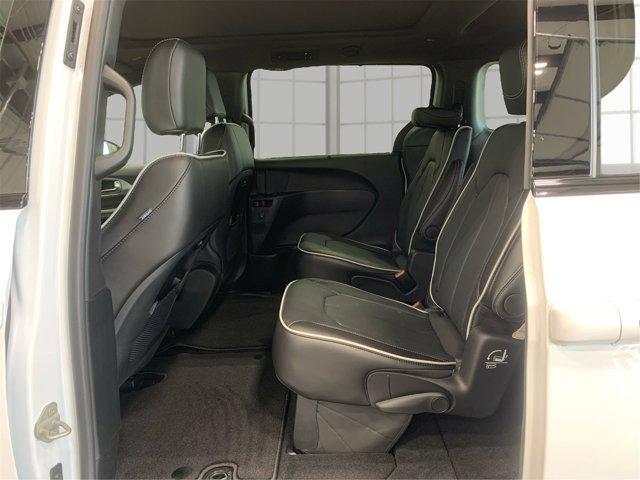 new 2025 Chrysler Pacifica car, priced at $45,566