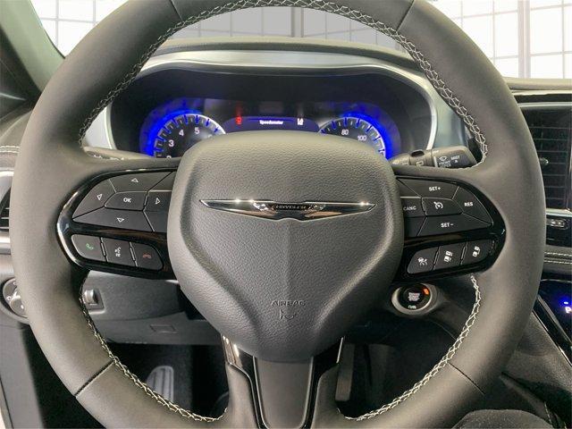 new 2025 Chrysler Pacifica car, priced at $45,566