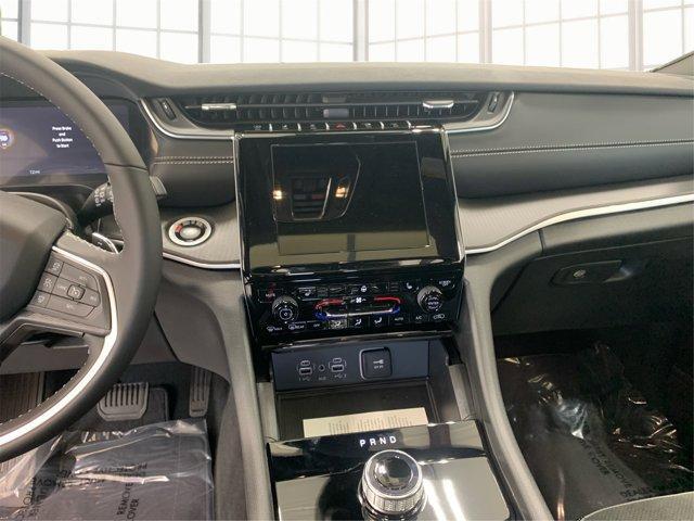 new 2025 Jeep Grand Cherokee L car, priced at $43,519